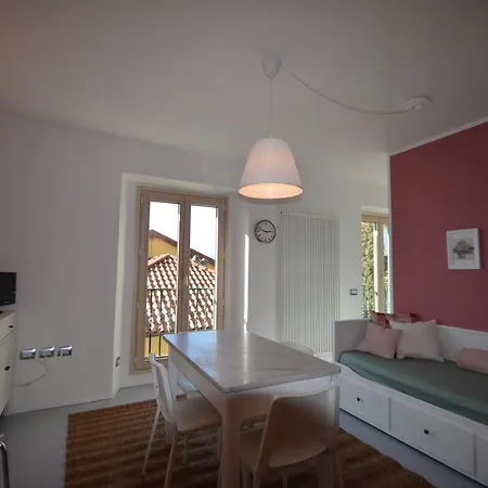 Varennahouse Lory Varenna